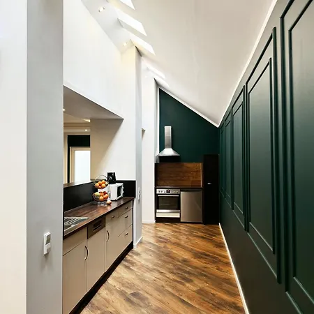 Galina's Sauna-spa! アパート バーデン＝バーデン